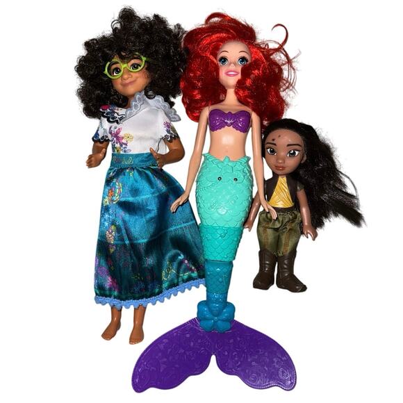 Lot bundle of Disney Barbie dolls - Ariel, mirabel, and raya - Picture 1 of 1